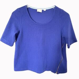 Anthropologie Short Sleeve Blue Zipper Detail Top Sz S